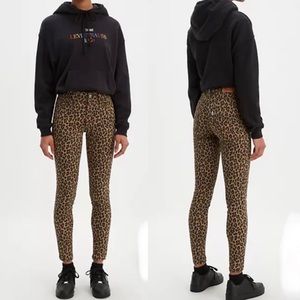LEVI’S HIGH RISE SKINNY LEOPARD JEANS SIZE 30